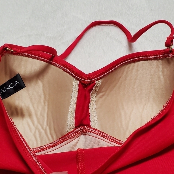 LA Blanca Island Goddess Deep Coral Halter Bandeau Twist Front Swimsuit 4 - Picture 8 of 12